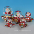 Natal decoração resina Natal globo de neve com boneco de neve figurine no avião